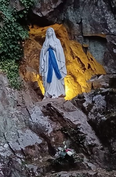 Messe - A la grotte de Lourdes de Monnières 1 Messe - A la grotte de Lourdes de Monnières