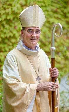 Mgr Percerou photo officielle 01 VG