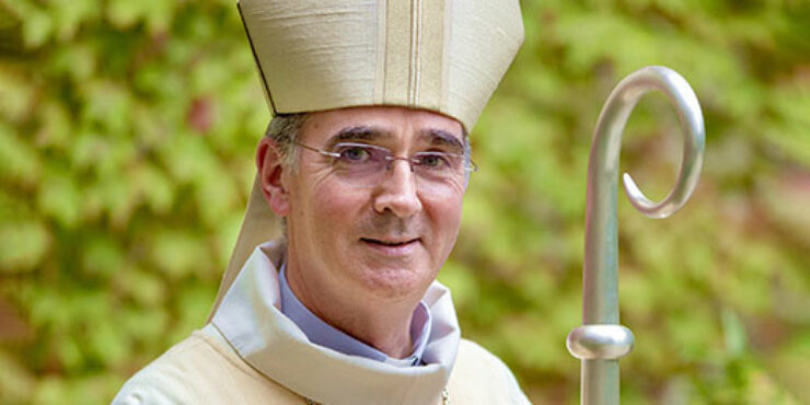 « Que nos familles soient ce chant silencieux d’espérance » 2 Mgr Percerou photo officielle 01 VG